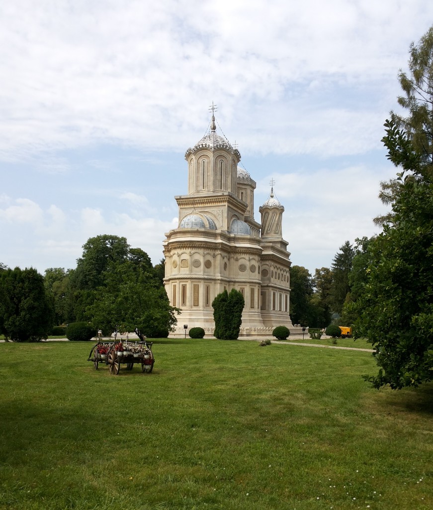 manastirea-curtea-de-arges