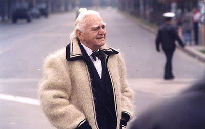 Cele zece porunci ale românului