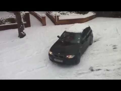 Femeie + zăpadă + BMW = Eșec