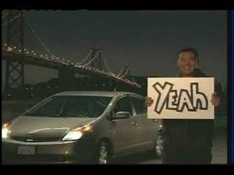 Honda si Toyota se razboiesc in reclame