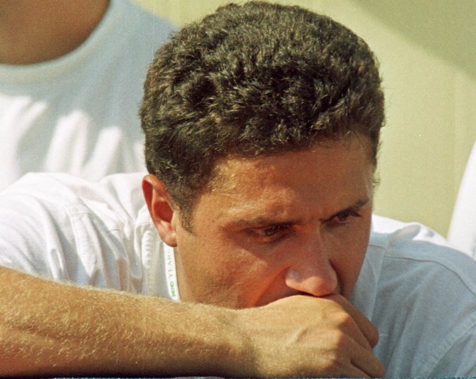 Pupincuristul șef: George Cosac