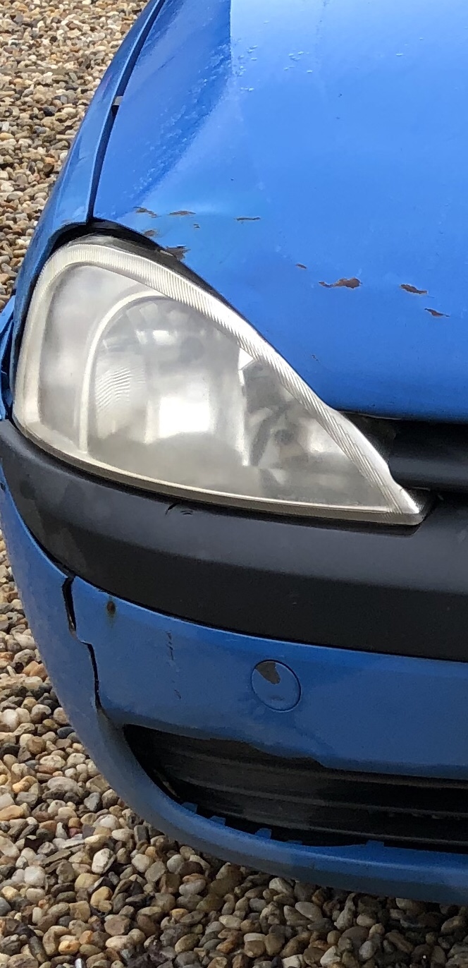 La tinichigiu auto: unde să arunc bara spartă