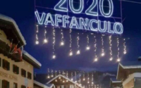 Superstiții. La Revelionul 2020 nu a purtat nimeni roșu?